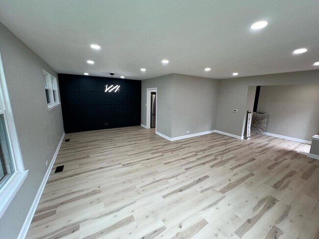 Photo - 4021 W Estes Ave