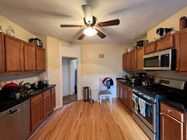 Photo - 70 Beacon St Apartamentos Unidad 3