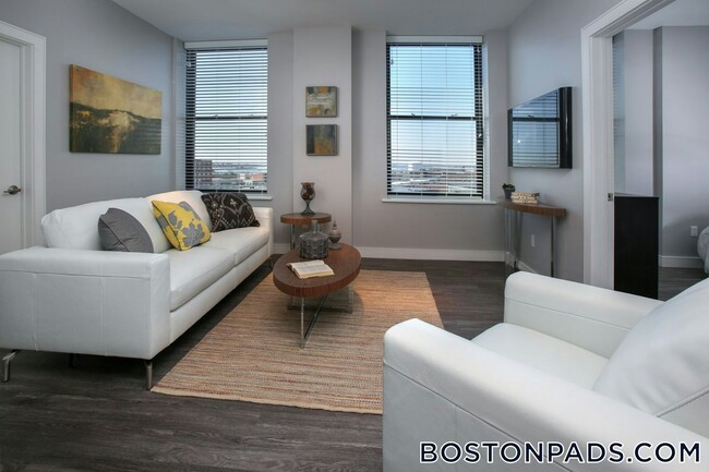 Building Photo - 23 Central Ave