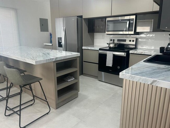 Photo - 217 SW 15th St