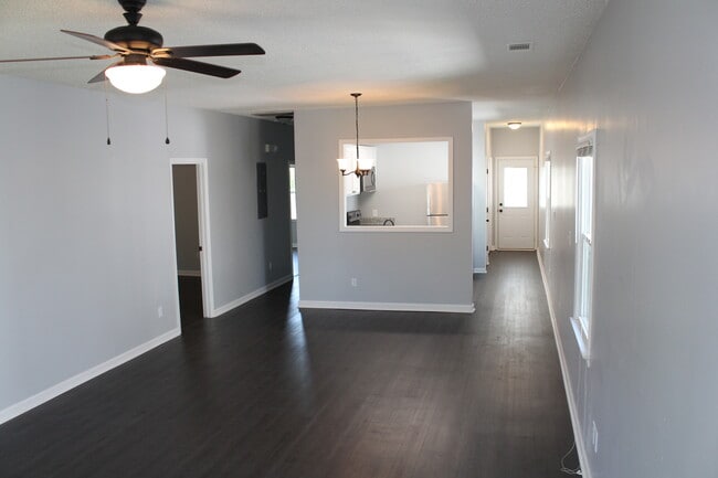 Photo - 283 Orange St