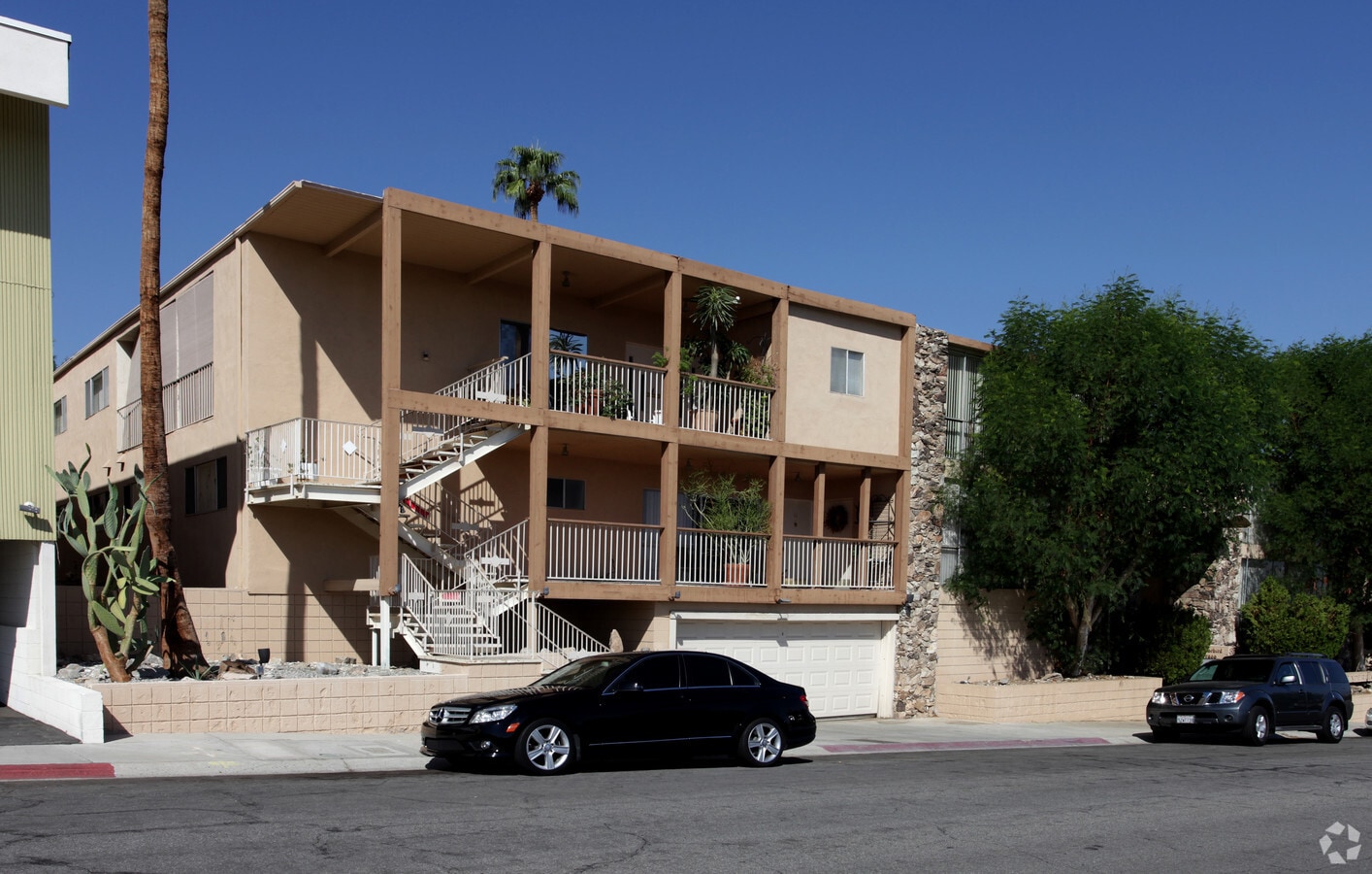 Thunderbird Terrace Apartments - Thunderbird Terrace Apartments
