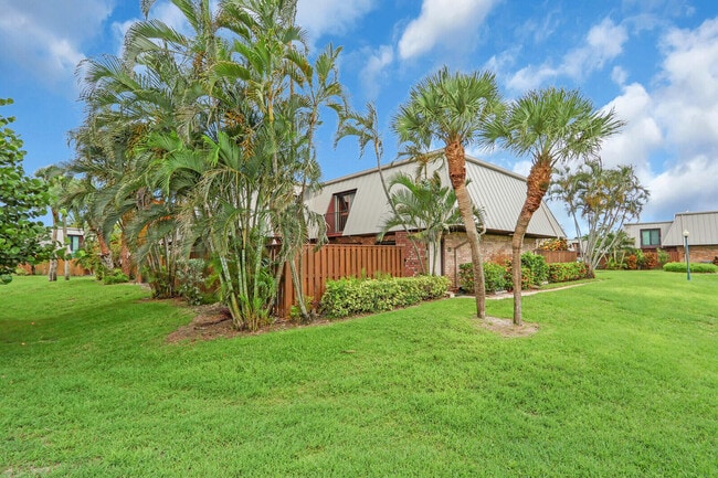 Building Photo - 1420 Ocean Way