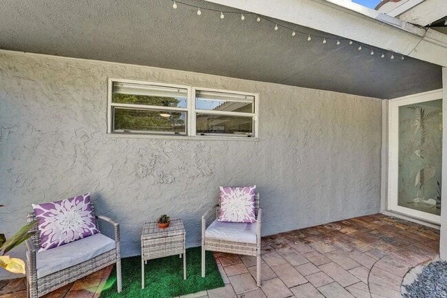 Photo - 1036 NE 9th Ave