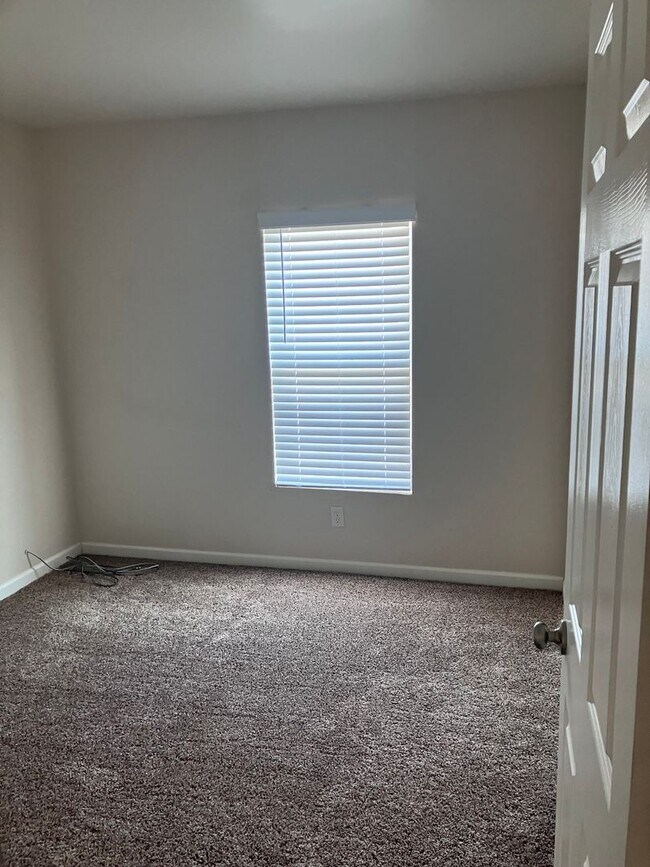 Photo - 3030 N Edith Blvd Unit 3030 Edith