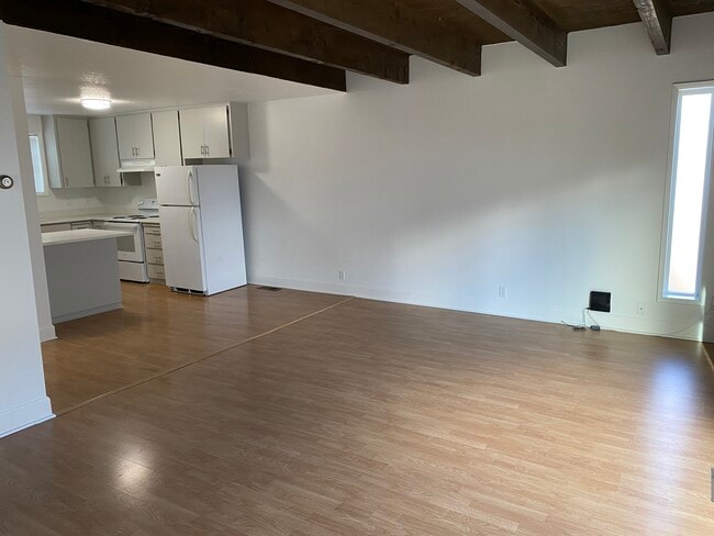 sala de estar - 1815 SE Harney St