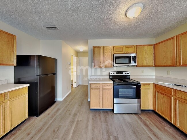 Photo - 1939 Dutch Elm Dr