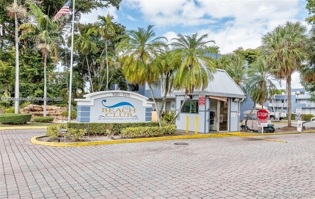 Building Photo - 9375 Fontainebleau Blvd Unit L119