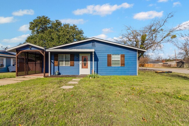 Cleburne Cutie - Cleburne Cutie House