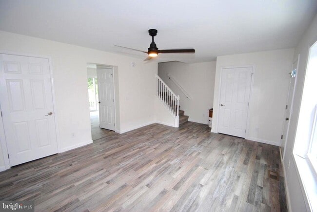 Photo - 119-121 W 3rd St