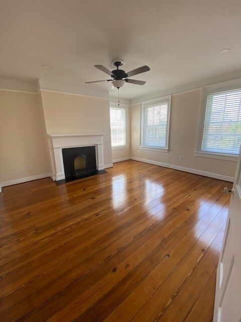 Living Room - 32 E Taylor St Apartments Unit #3