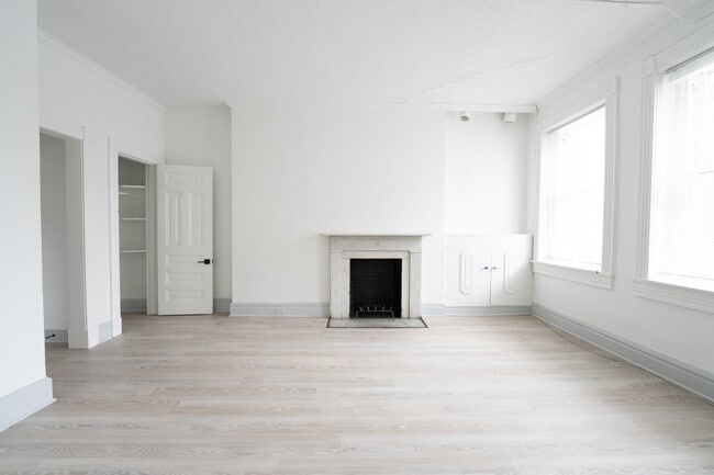 Photo - Mount Vernon Residences