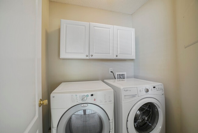 Photo - 236 Sterling Hill Dr