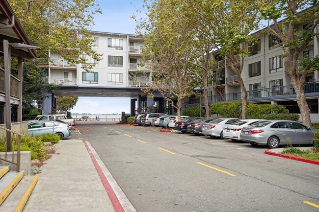 Photo - 8 Captain Dr Unit 452