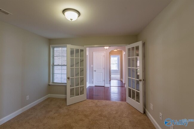 Photo - 6812 Wintercrest Way SE