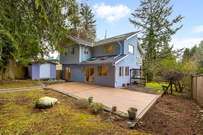 Photo - 16725 10th Ave NE