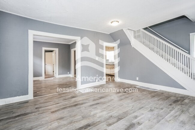 Photo - 1165 E Indiana Ave