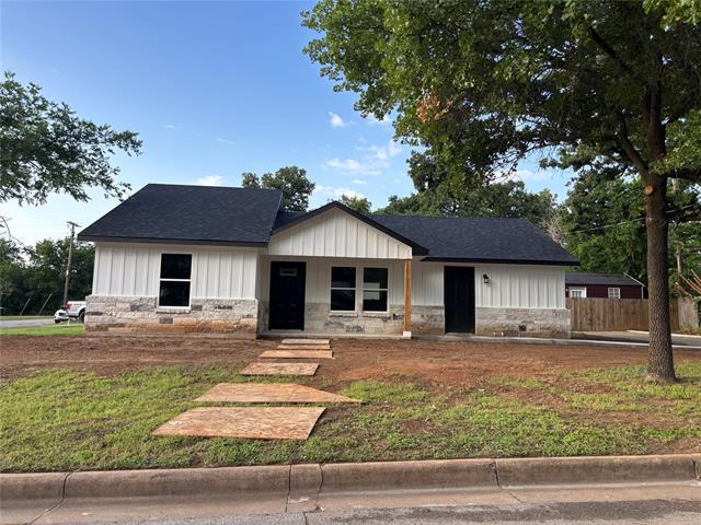 Photo - 301 NW 23rd St