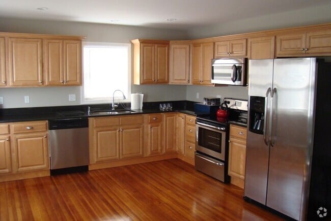 Building Photo - 431 Trapelo Rd Unit 3 Rental