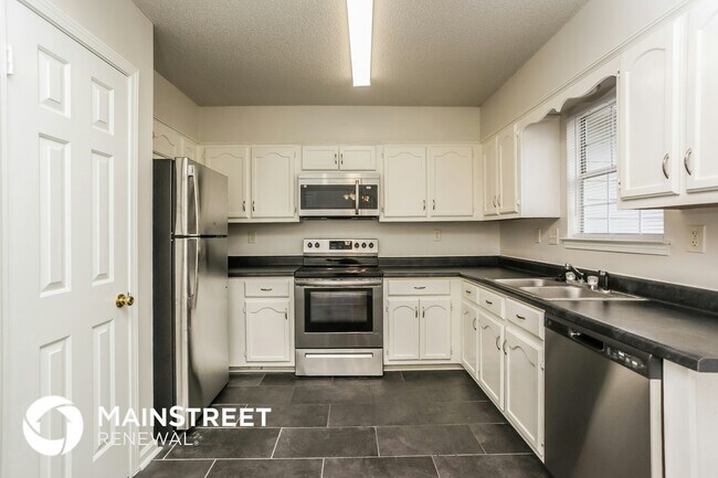 Photo - 6469 Trysting Oak Dr