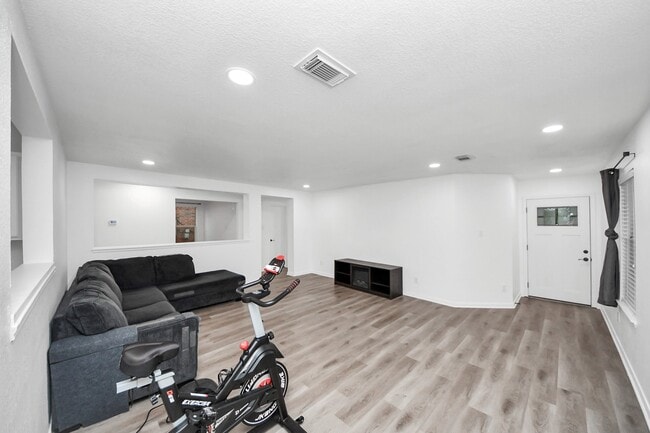 Photo - 20631 Tealbrook Dr