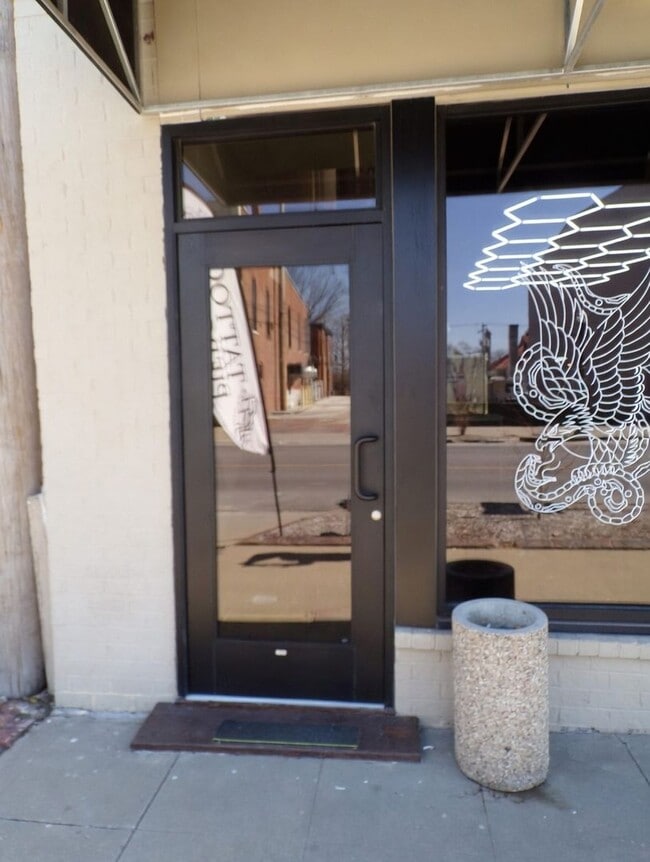 Photo - 316 Main St Unidad E