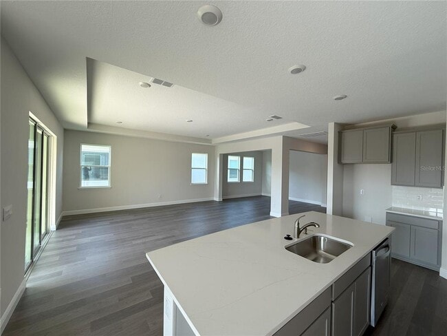 Photo - 2113 Warren Acrs Blvd