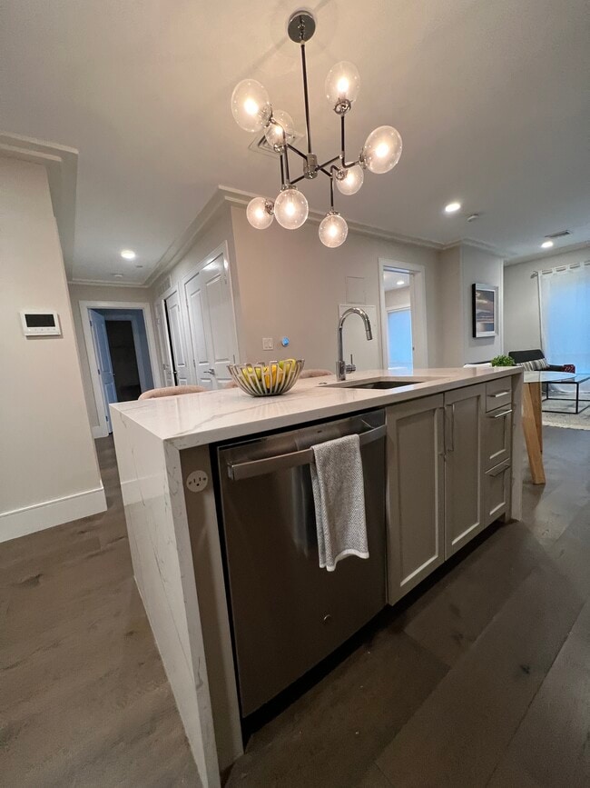 Photo - 214 Market St