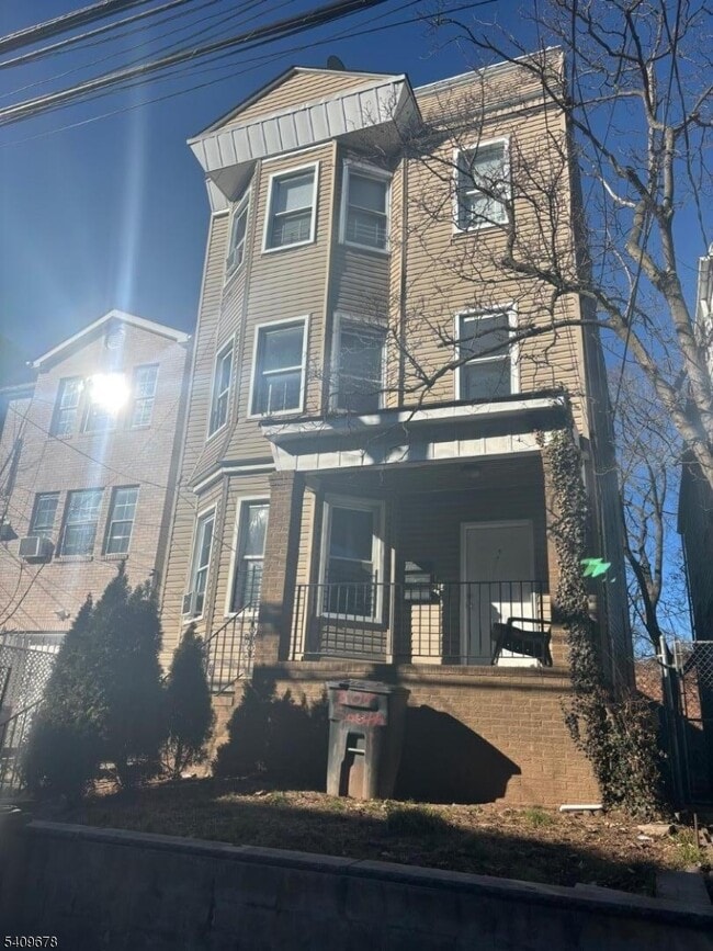 Photo - 309 S 11th St Unidad 2