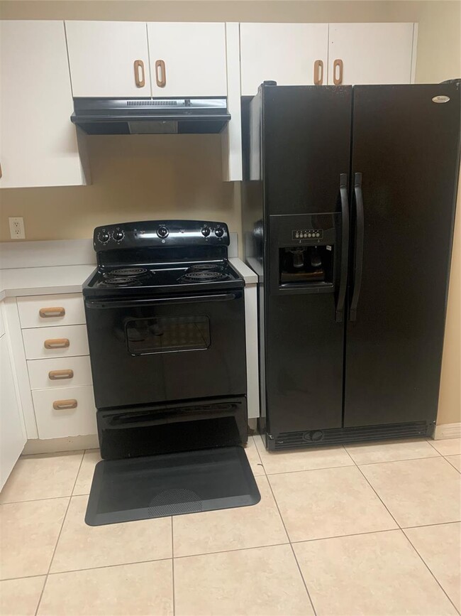 Photo - 234 SW 122nd Ter Townhome