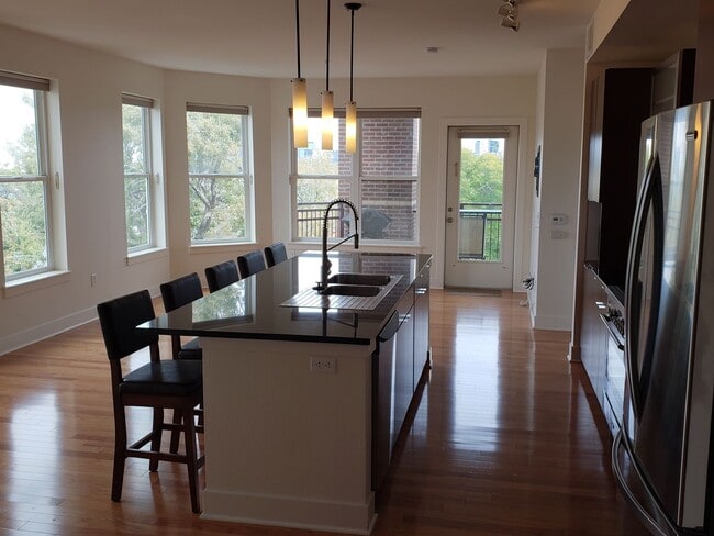 Photo - Beautiful 2-bed, 2-bath condo in Jefferson Park Unit 401