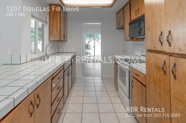 1107 Douglas Fir Dr