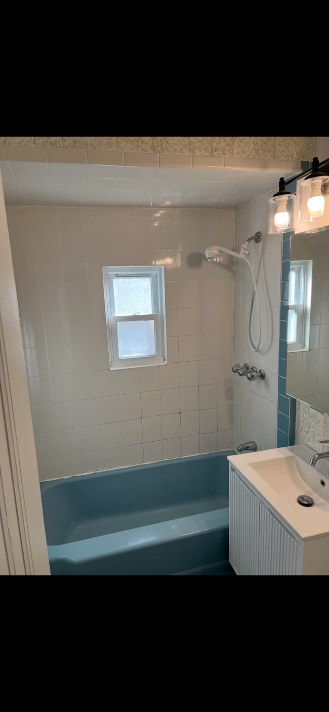 Photo - 2123 E 15th St Unit 2