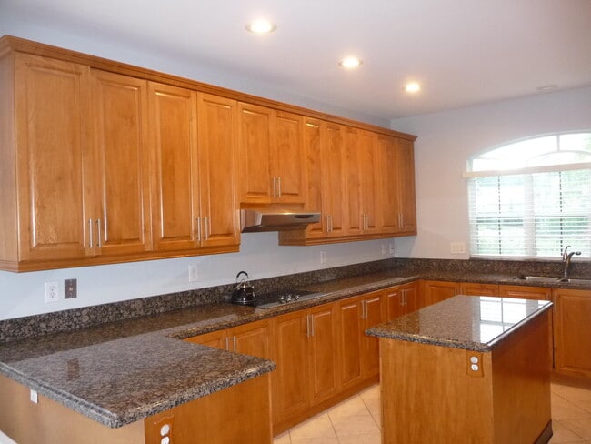 Photo - 20694 NW 27th Ave