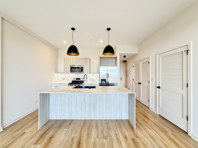 Photo - 6340 W Belmont Ave Unit 603