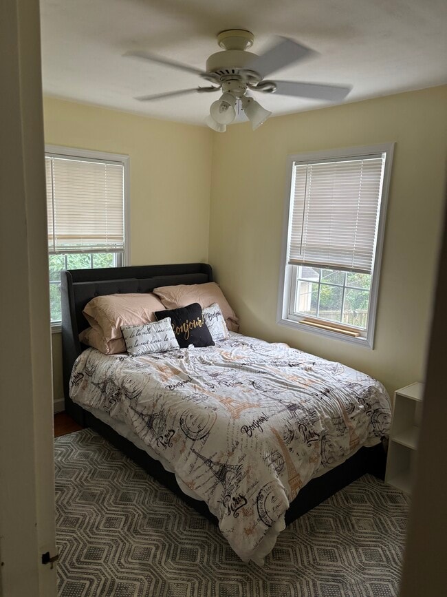 Photo - 2207 Farrington Ave