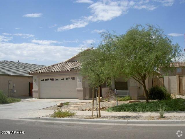 Building Photo - 15974 W Diamond St Rental