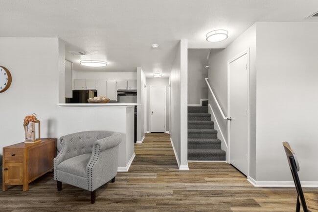 Sunset Pointe Apartments