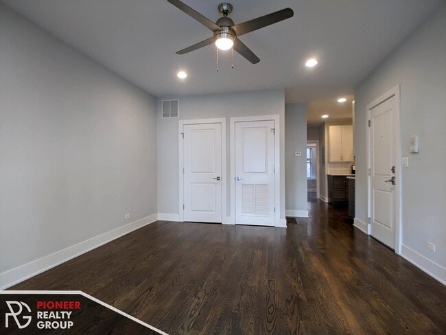 3919 N Janssen Ave Unit 3