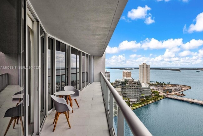 Photo - 495 Brickell Ave Unidad 2603