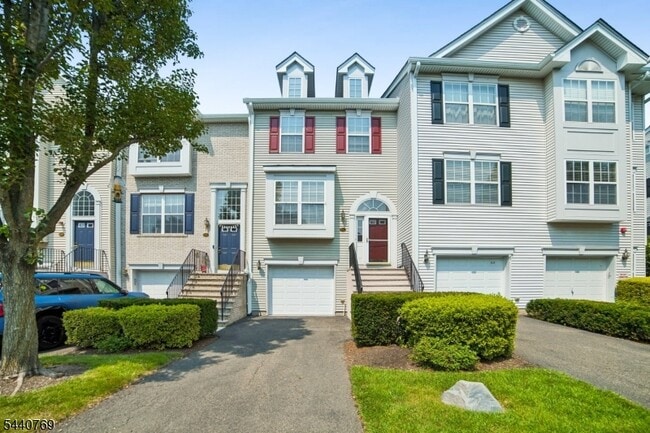 Building Photo - 533 Coventry Dr