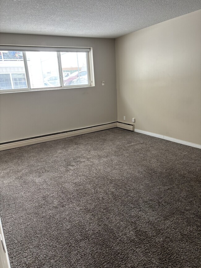 Photo - 10633-10112 112 St NW Unit 105