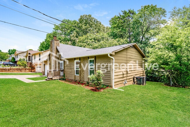 Photo - 1119 Startrek Ln