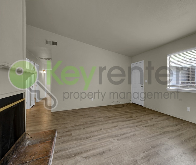 Photo - 6385 Bonham Cir