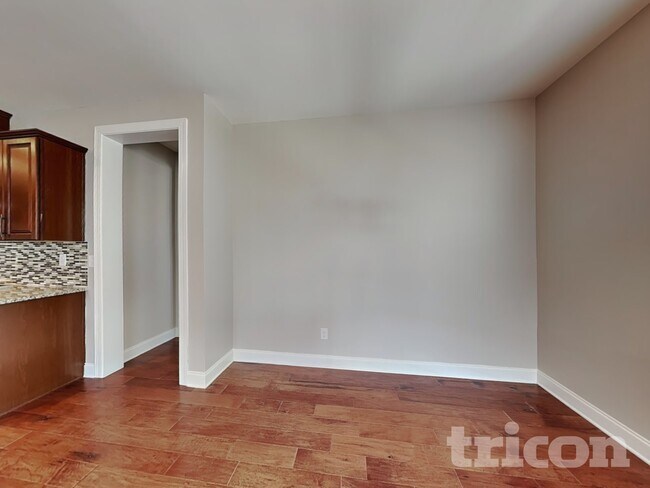 Photo - 10403 Drake Hill Dr