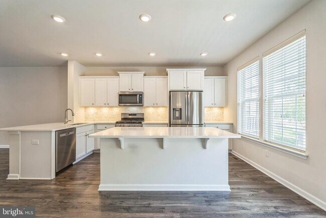 10 Lilac Cir