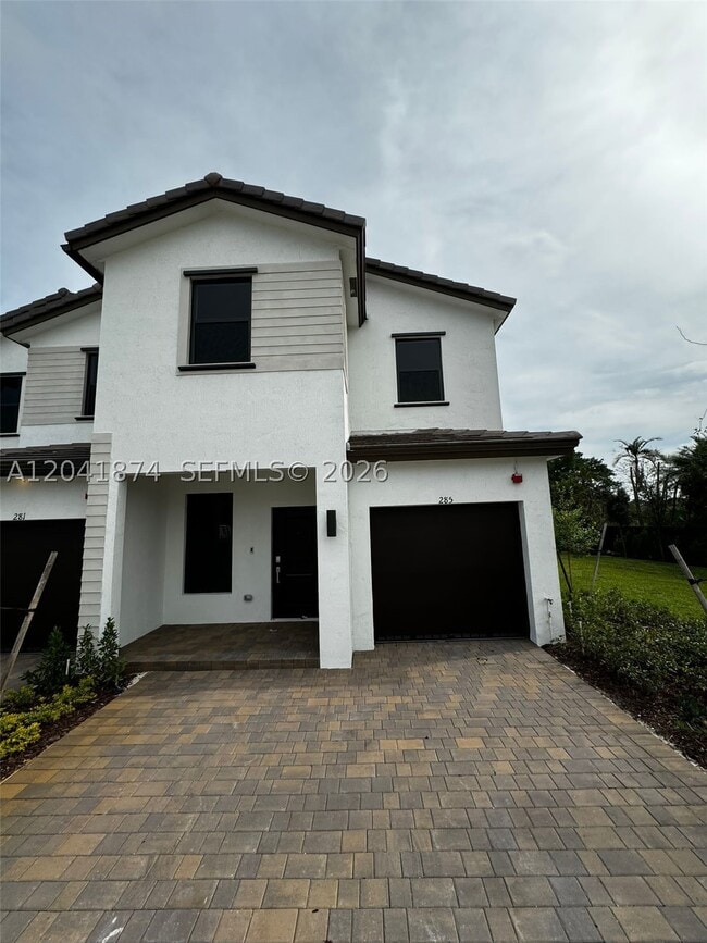 Photo - 285 SW 159th Dr