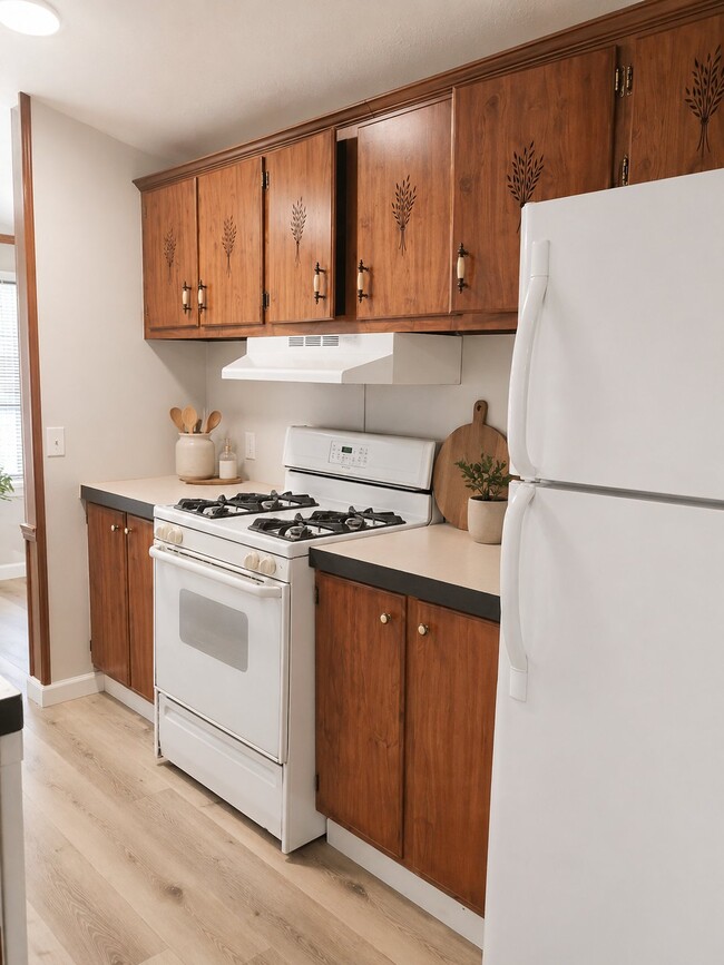 Photo - 27 Deerwood Park