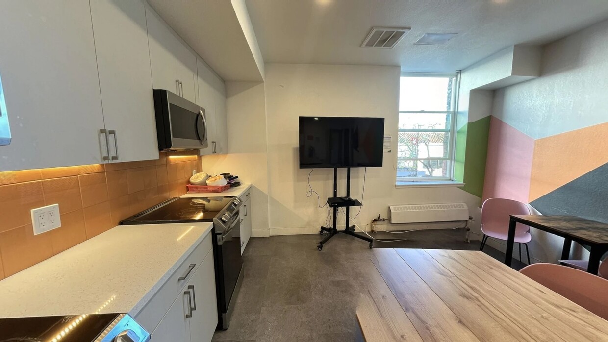 Photo - Spectra Southside (Student) Apartments