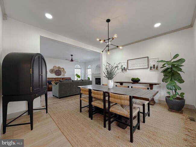 Photo - 23185 Pembrook Dr